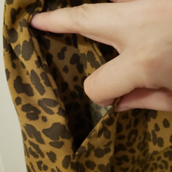 A New Day Women's Flowy Cheeta Print Shorts - Picture 4 of 8